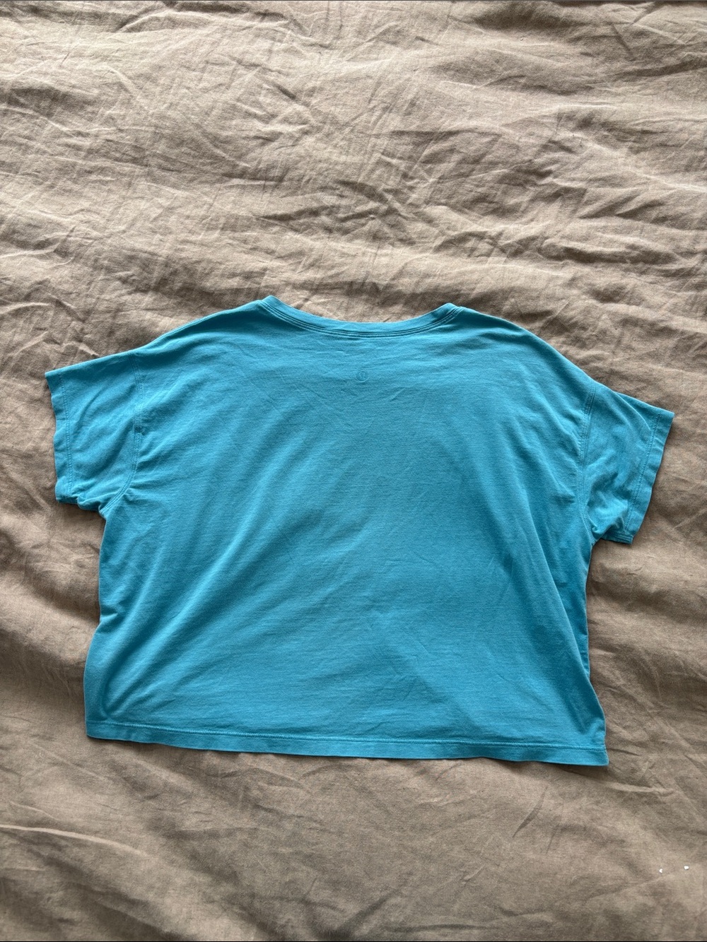 lululemon athletica Boxy Short-Sleeve Tee in Turquoise Blue - Picture 2 of 3